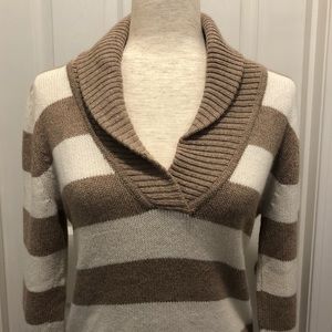 American Eagle Rolled Neck Sweater - Large